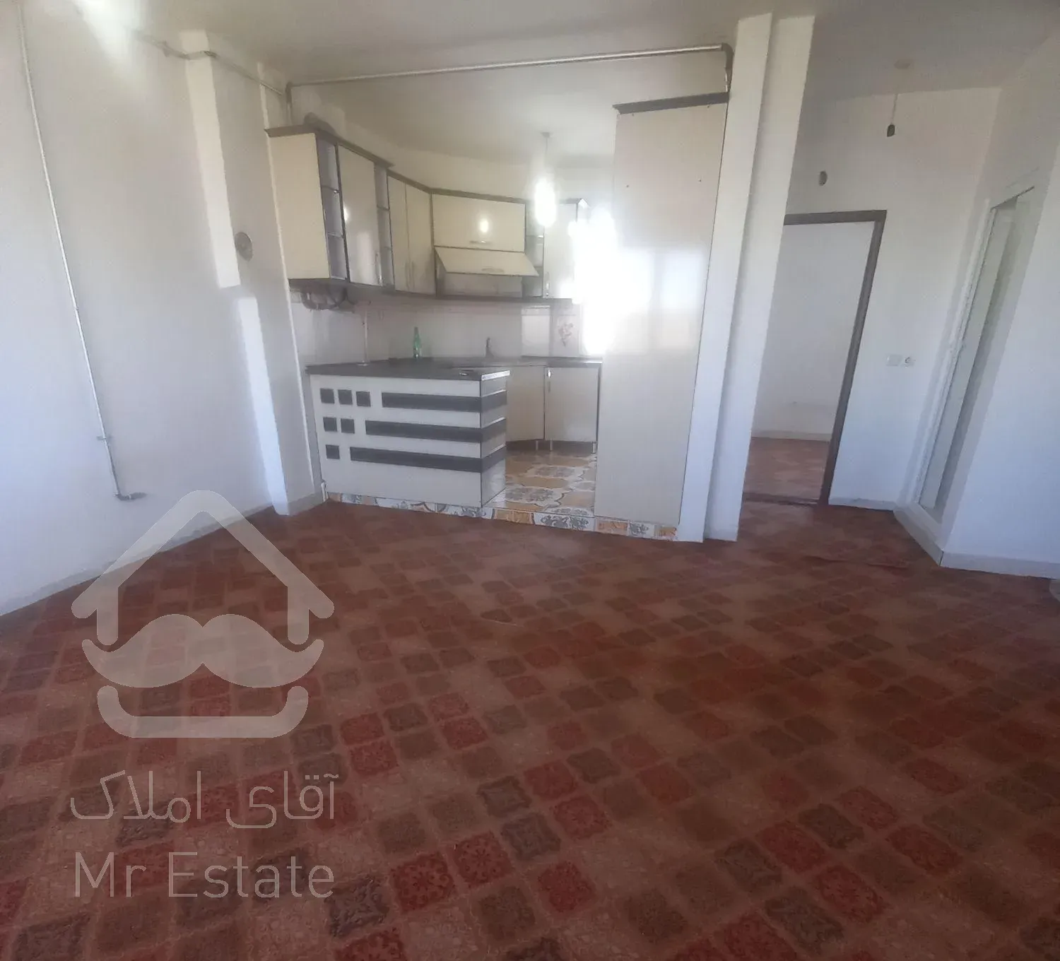 اجاره آپارتمان ۸۰ متری ۲ خوابه طبقه ۳