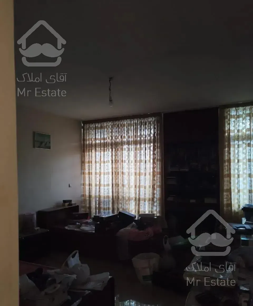 آپارتمان ۲۵۰ متری سه خوابه گاندی