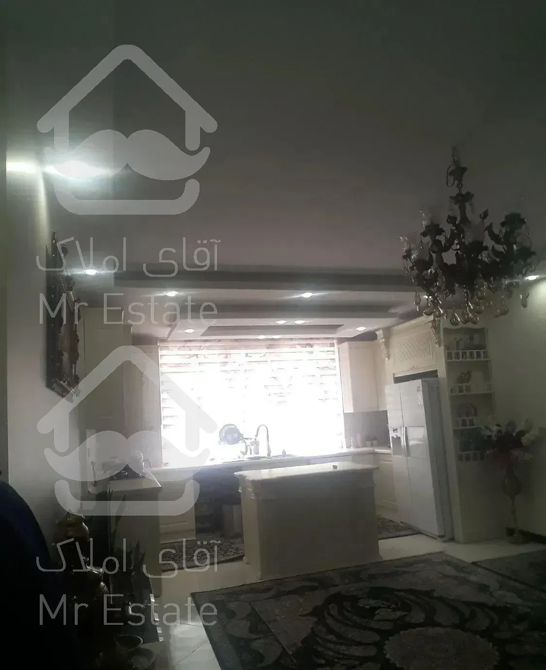 اپارتمان ۱۲۲متری خوش نقشه غرق در نور