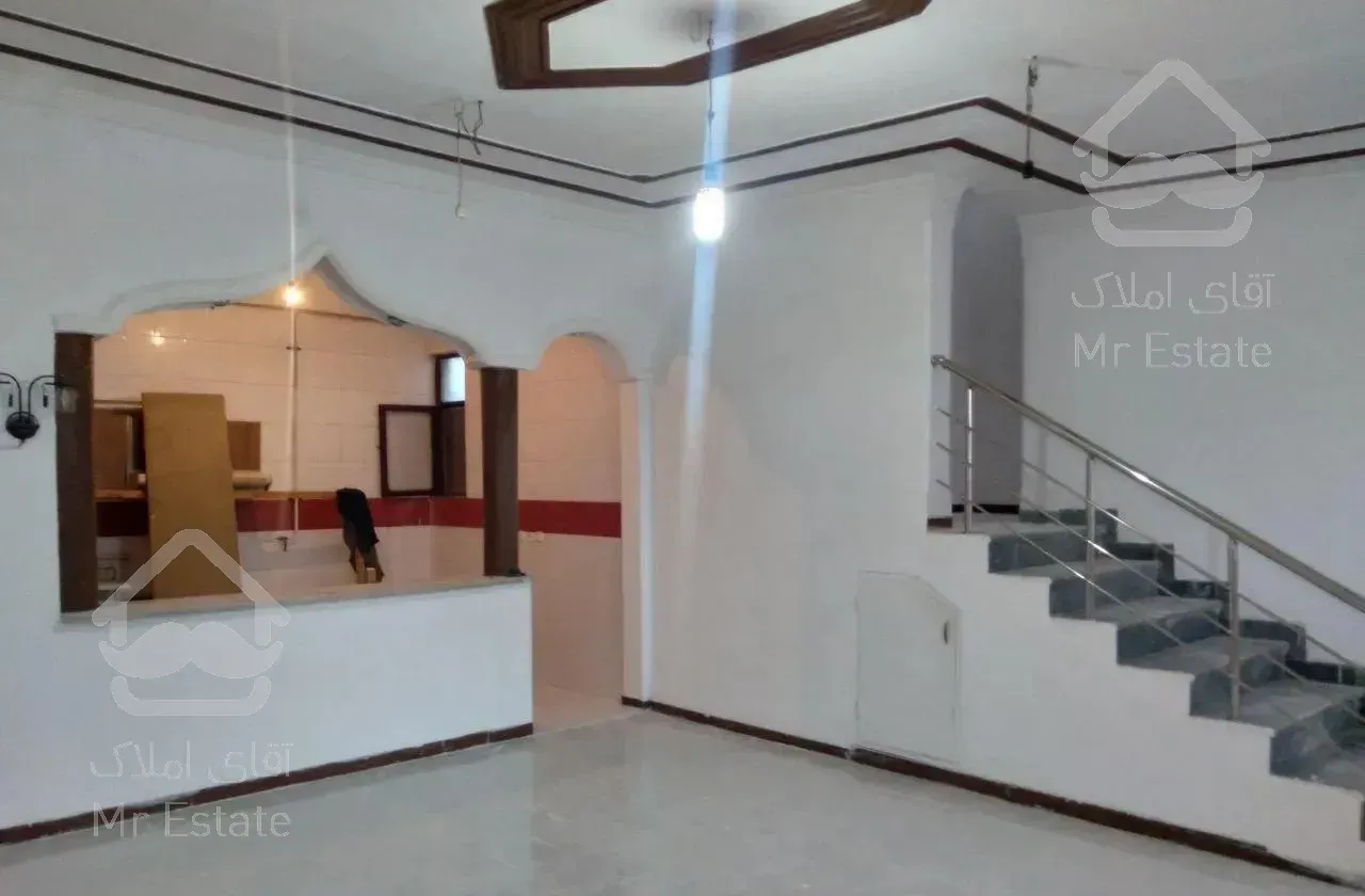 دربست رهن کامل ۳۰۰ م، فردوس، پلگردن