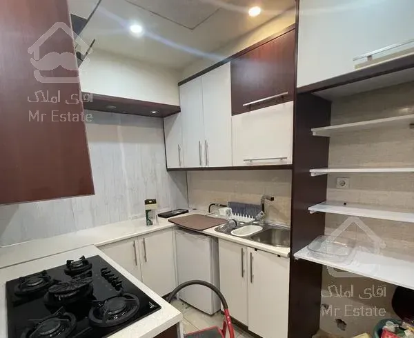 ۷۲ متر بر خیابان اصلی درکه جنب برج های کوروش