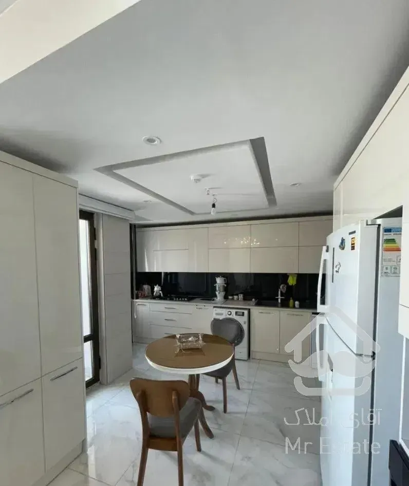 ۱۵۰ متر سه خواب ستارخان تهران ویلا