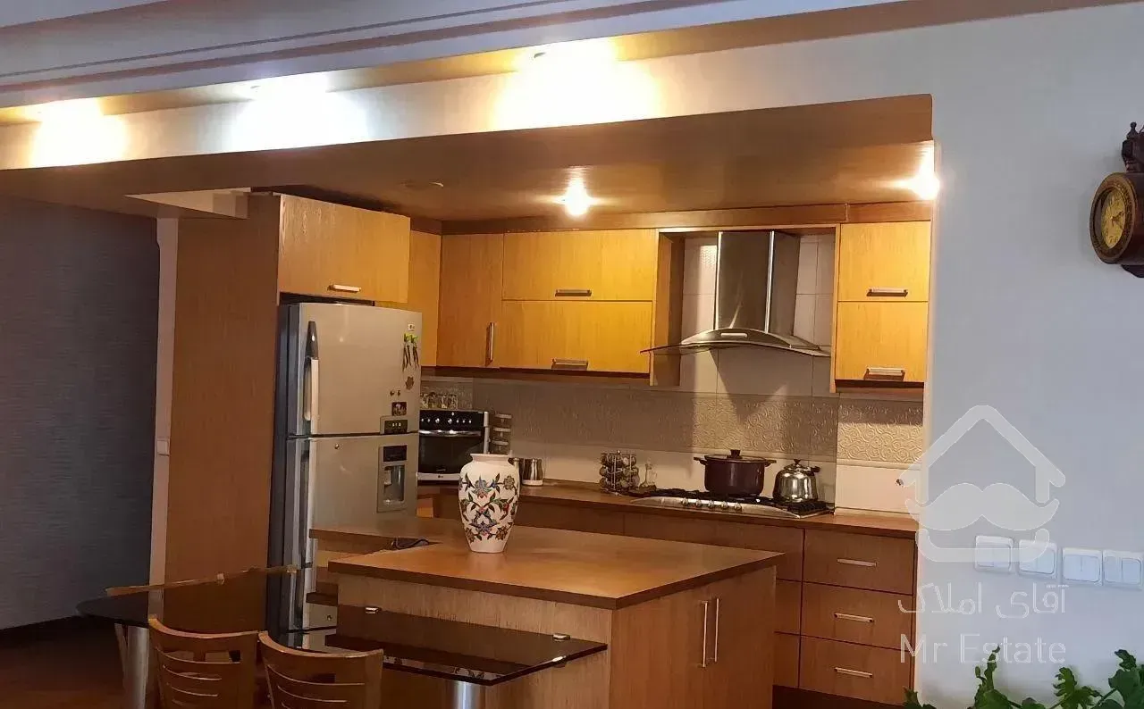 آپارتمان ۱۹۸متر سه خوابه فول امکانات/سوهانک ارغوان