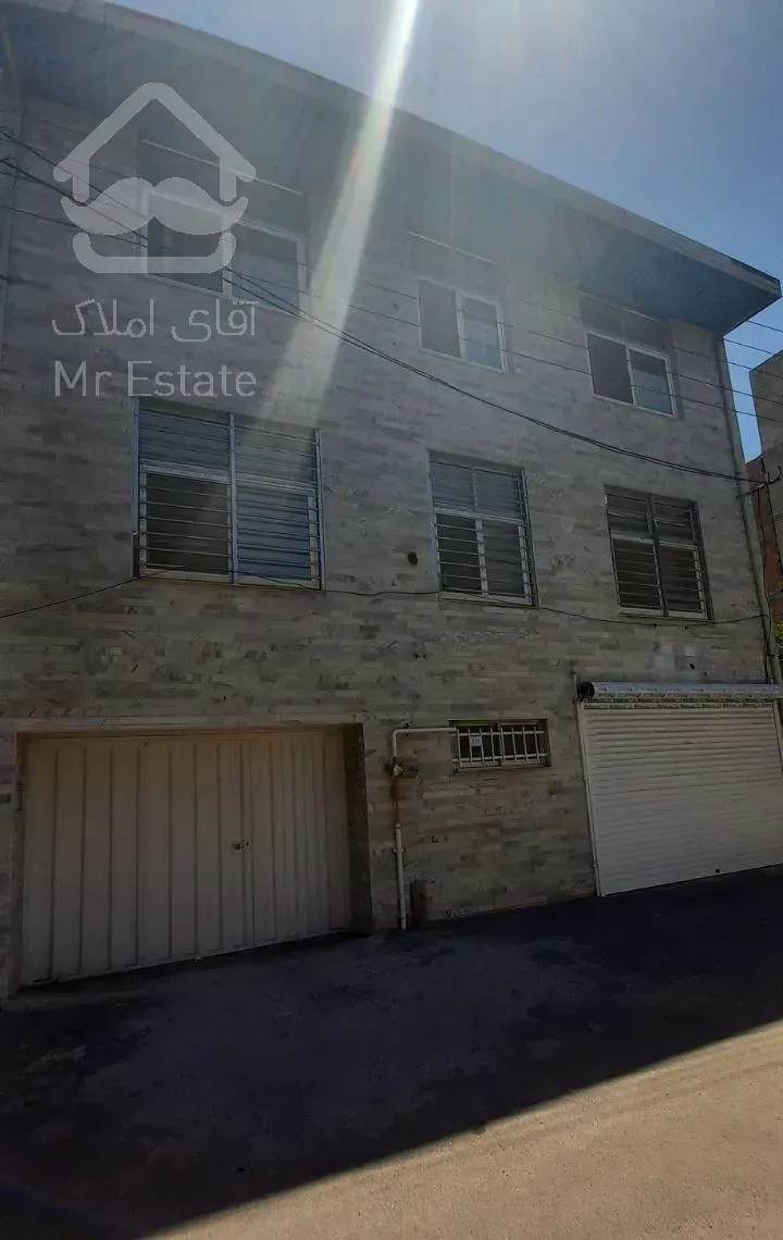 خانه ویلایی دو واحده دو طبقه با هم