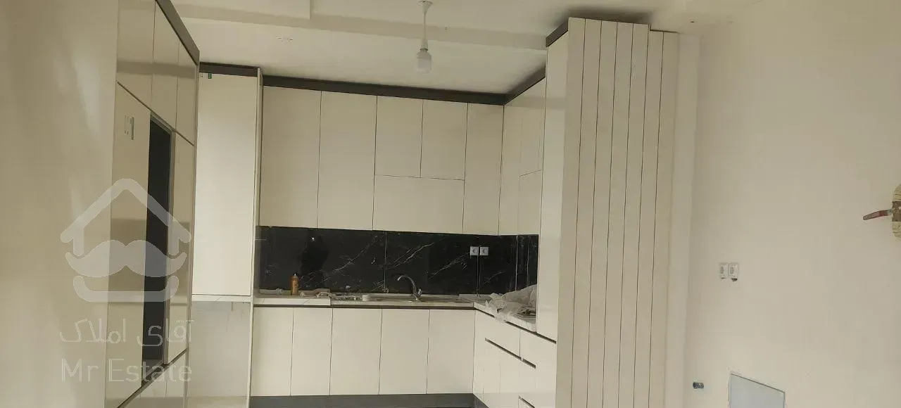 اپارتمان ۱۰۰ متر دو خواب فول