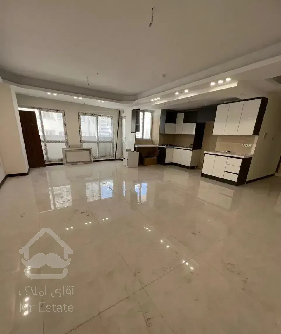 واحد ۱۲۲متر ۲خواب برج کلید نخورده نوساز