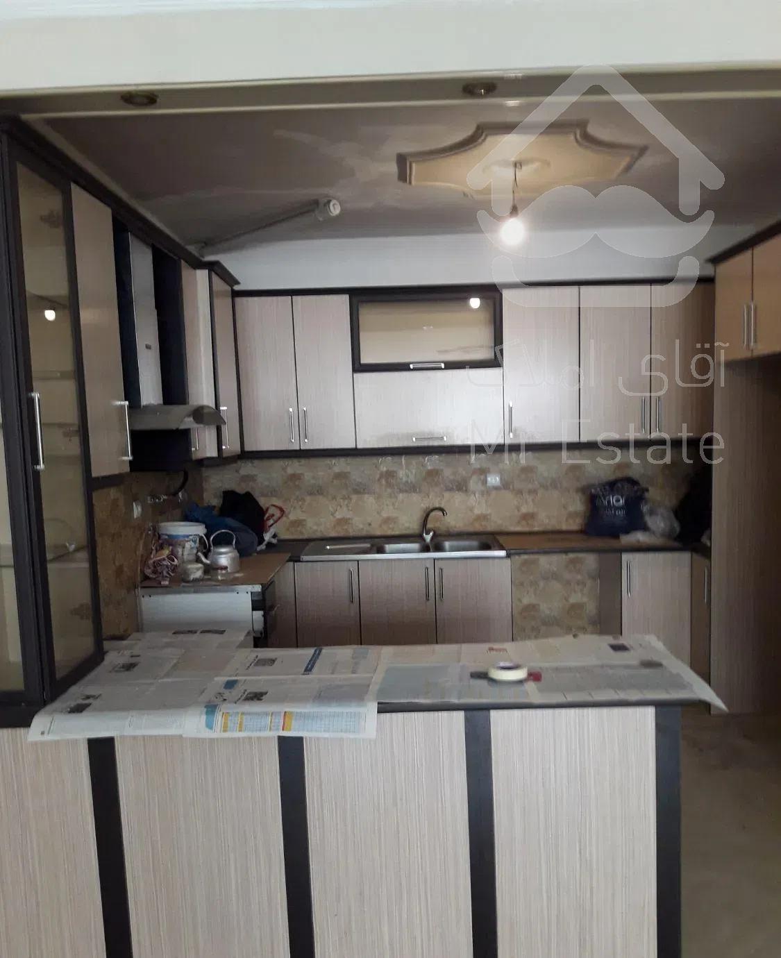 ۱۶۵ متر قدیمی حیاط دار سنایی میدان شعاع