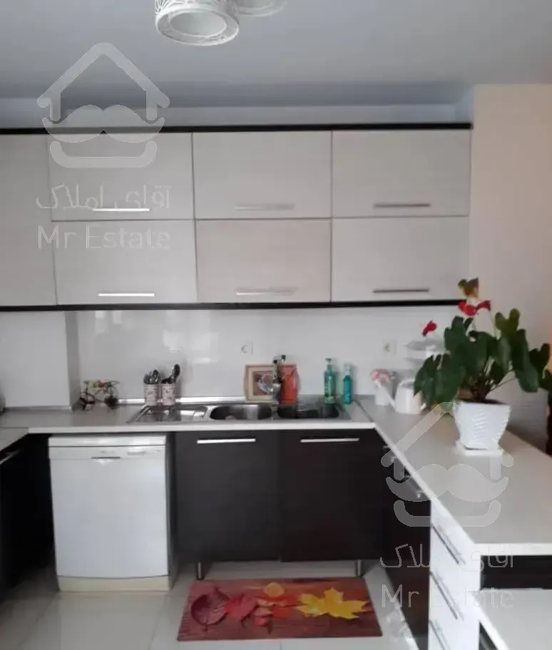 100متری دو خواب  سندار کوهک شهرک راه آهن