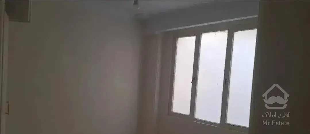 110متر 3 خواب طبقه اول سهروردی