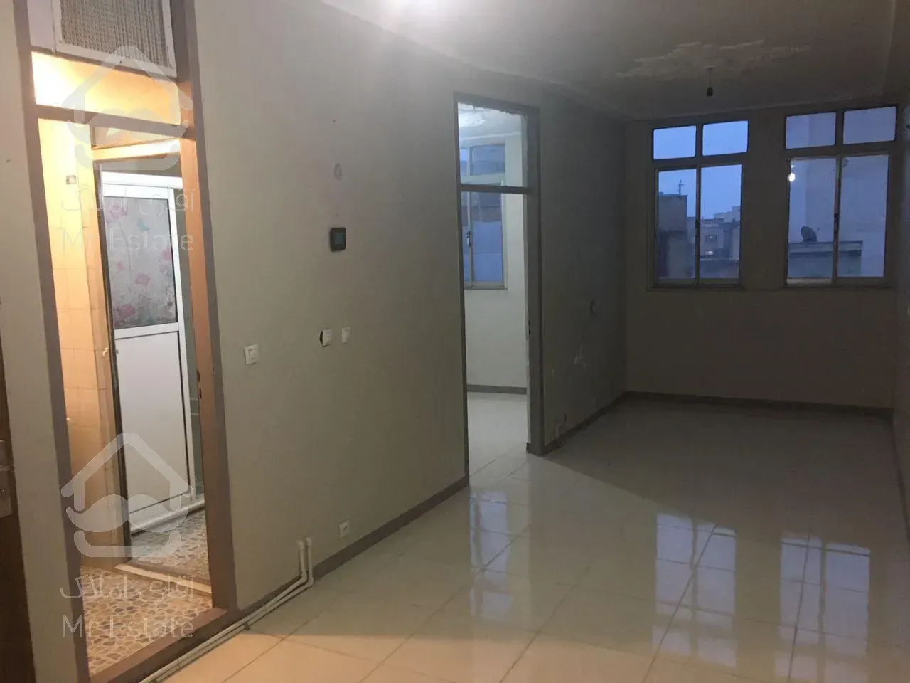 ۴۰،طبقه ۴ ،دو واحدی