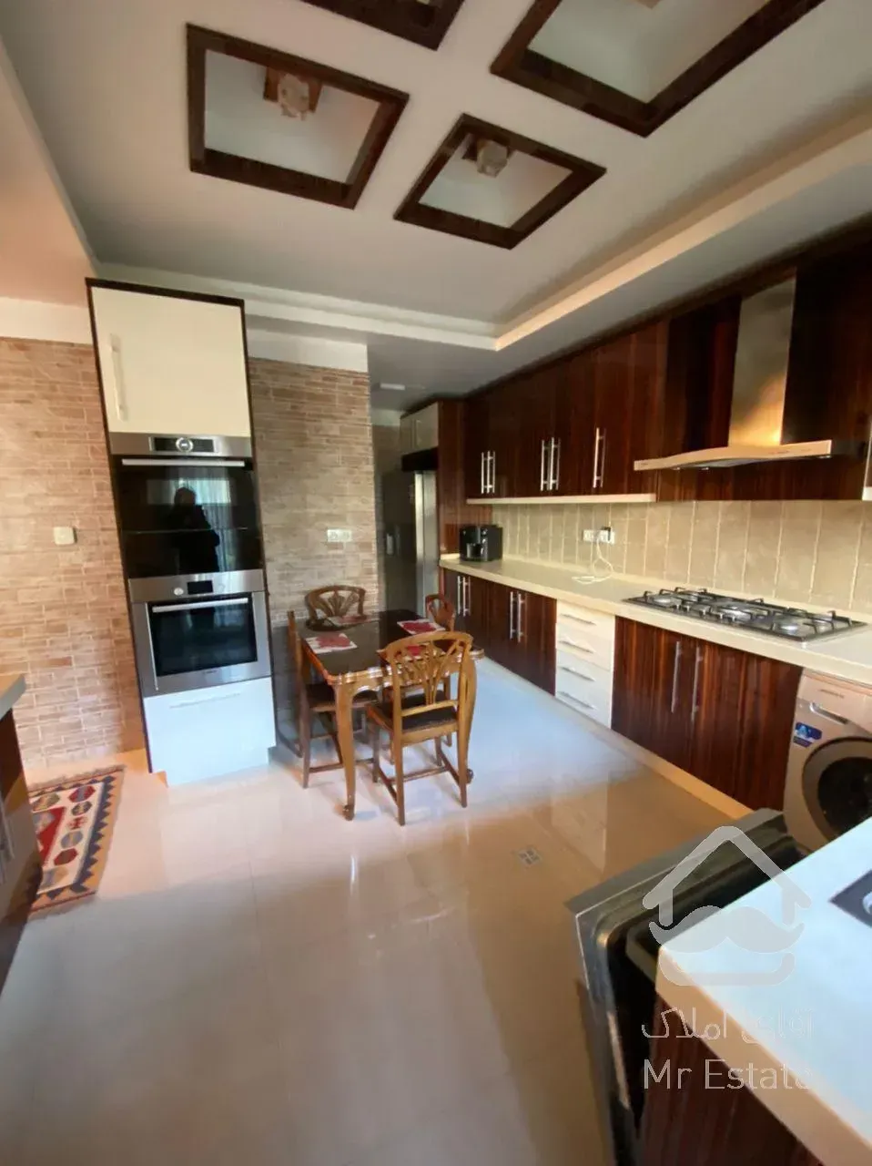 فروش آپارتمان فرشته 200  متر اکازيون