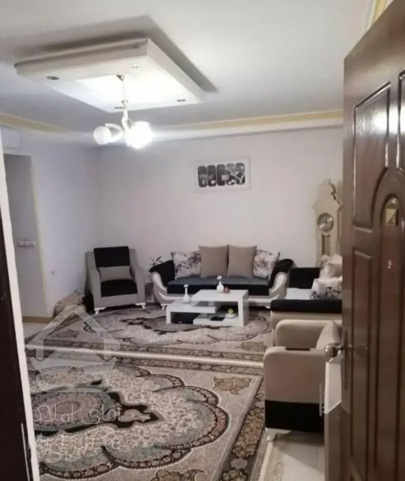 ۶۱متر / خوش نقشه/فول امکانات