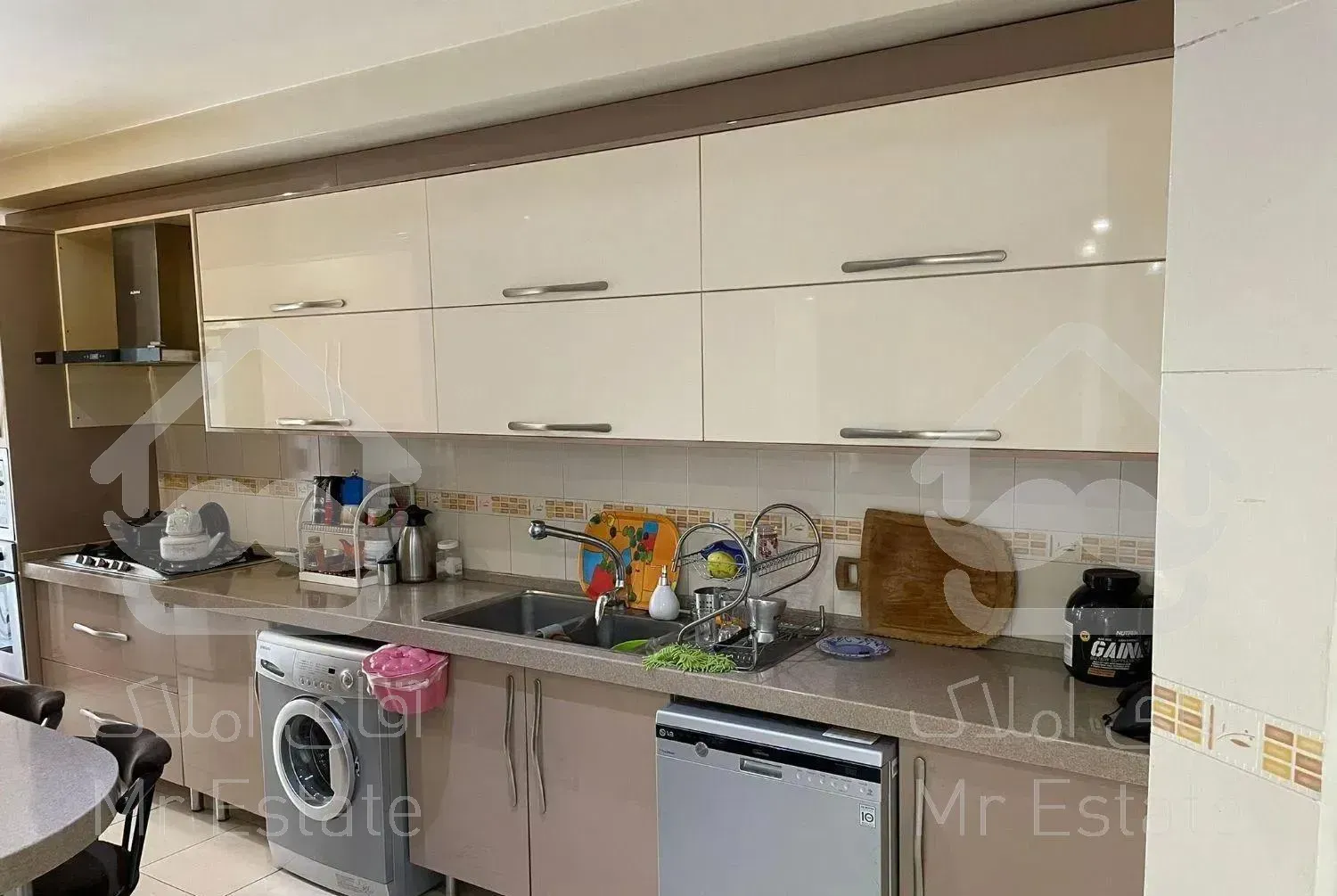 آپارتمان ۱۱۱متری شهرک شهید باقری برج سما