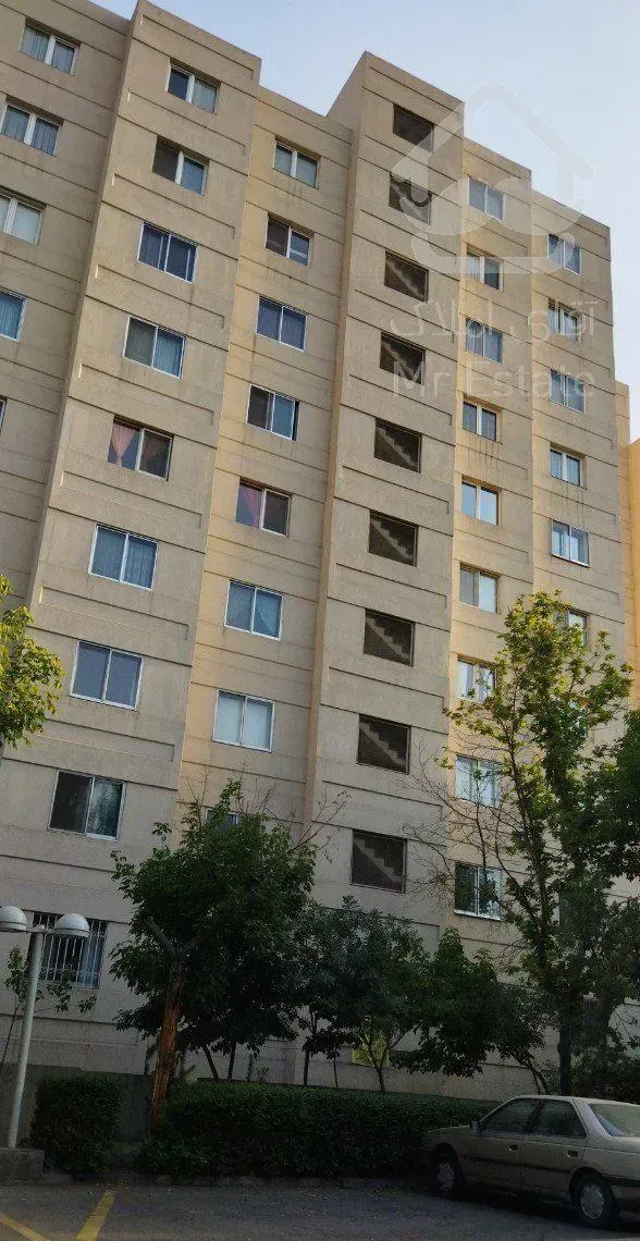 غرب تهران روبروی متروصادقیه شهرک آپادانا