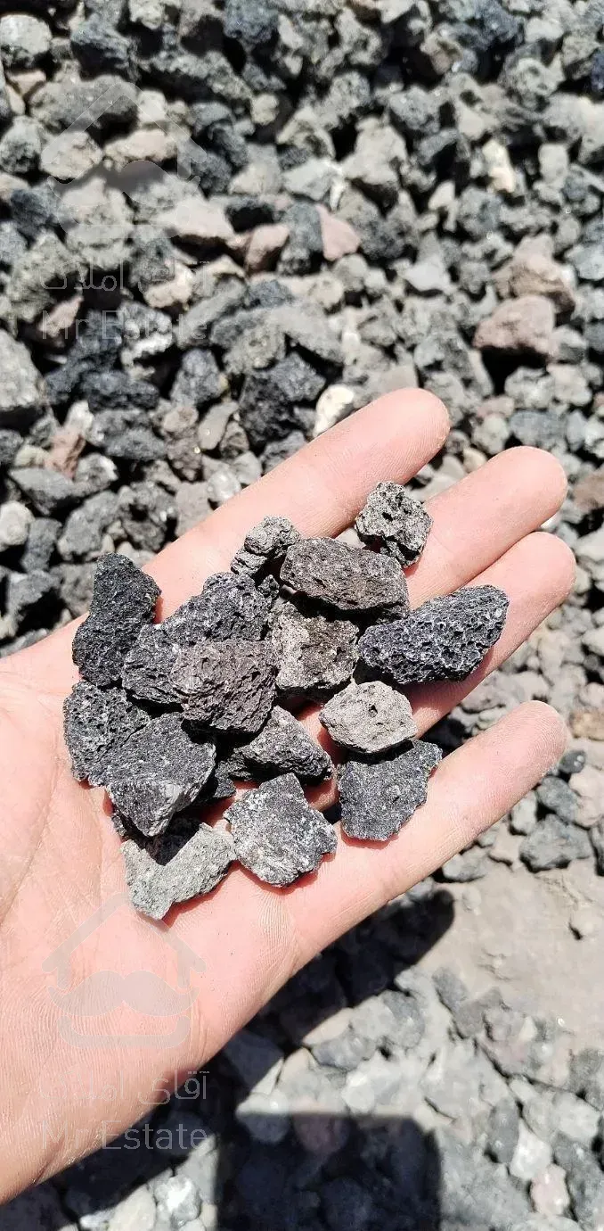 پوکه معدنی قروه