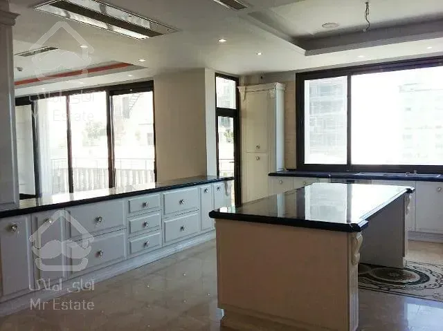 فروش آپارتمان ۳۵۰متر فرمانیه