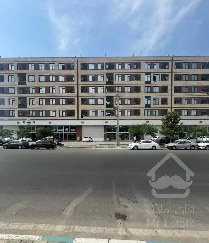 آپارتمان ۱۰۱ متری کلید نخورده