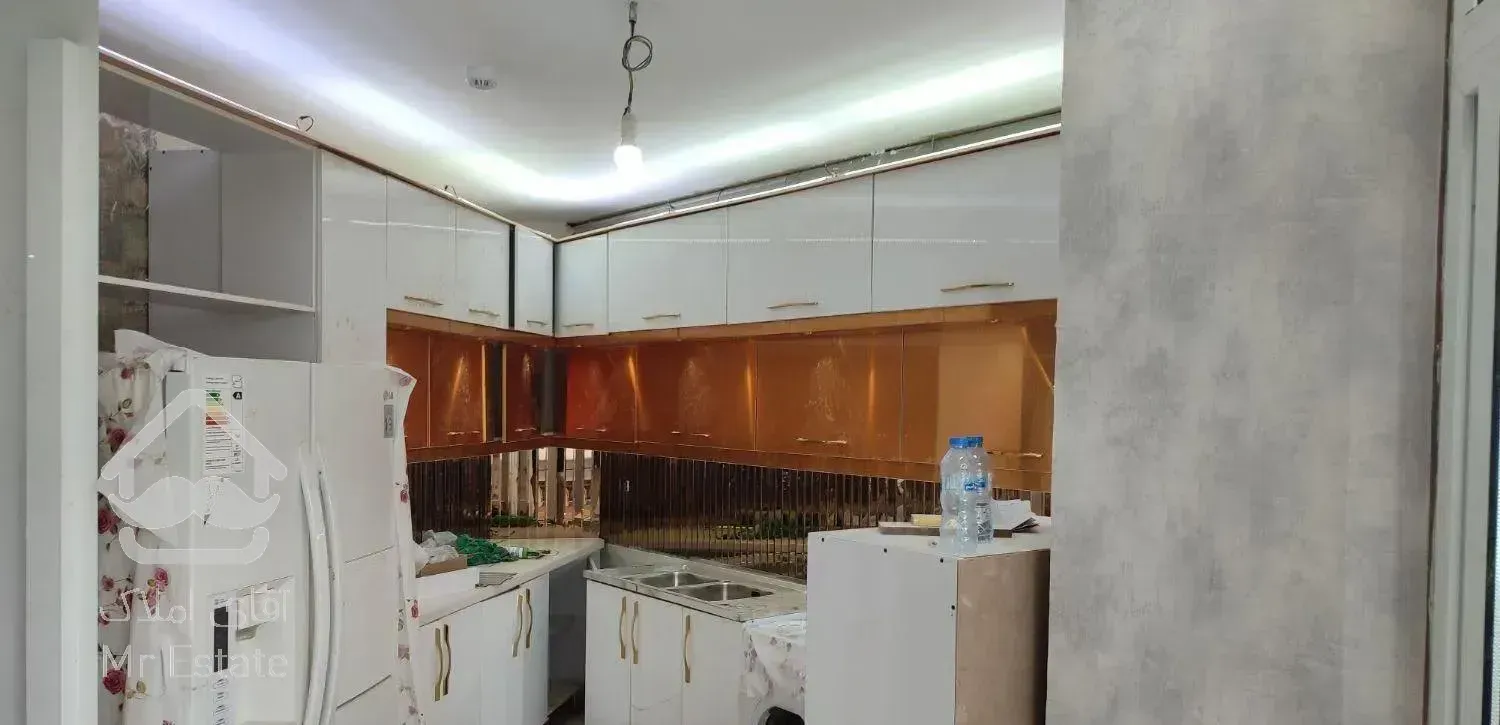 اپارتمان 100متری /خیابان محمدی /پر نور عالی