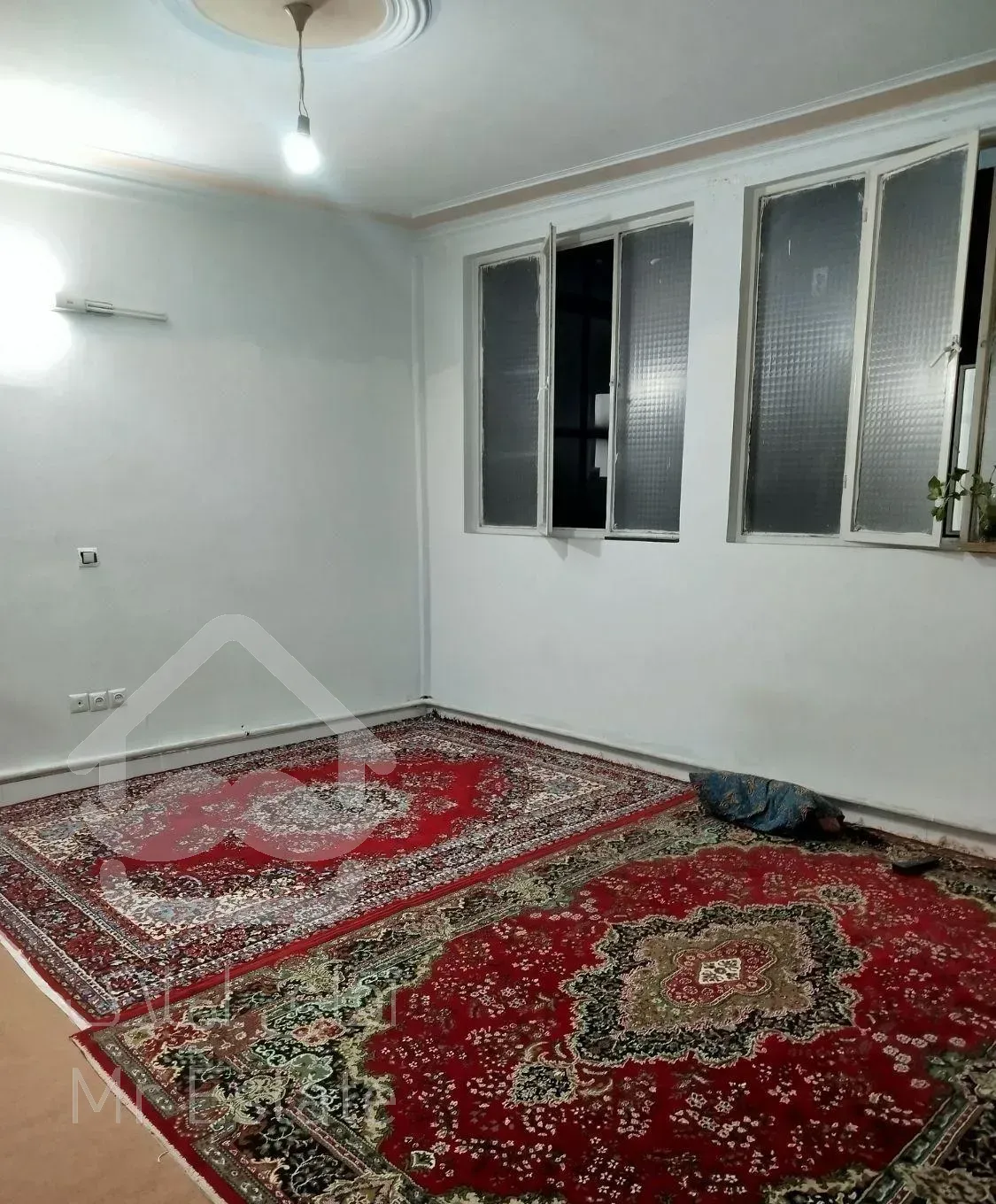 فروش واحد ۶۰ متری طبقه دوم در منظریه شهرک ارم