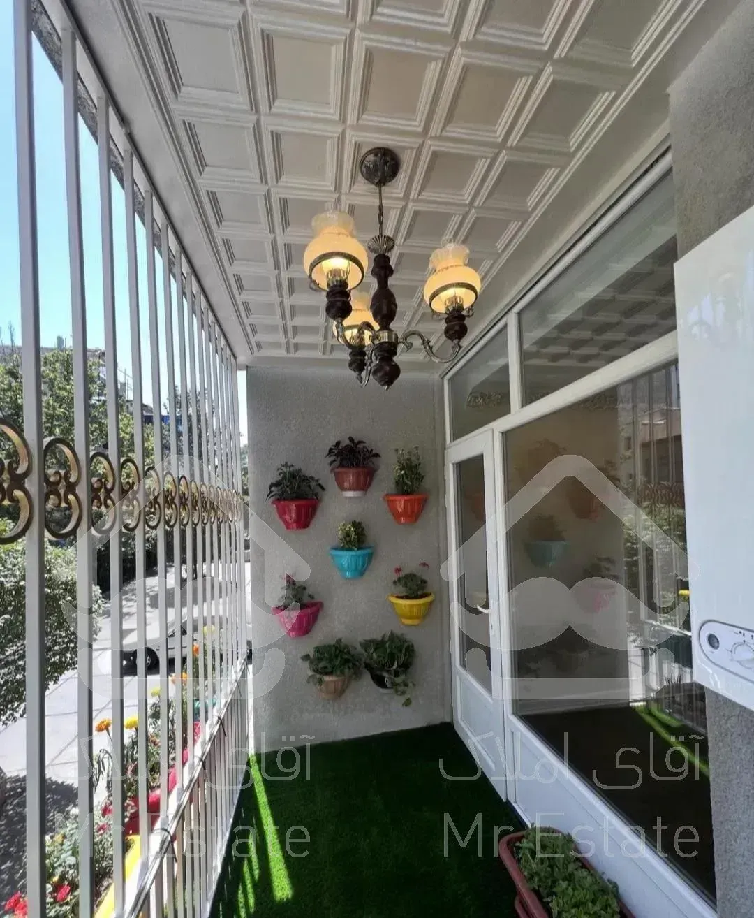 ۱۱۰متری میدان ونک