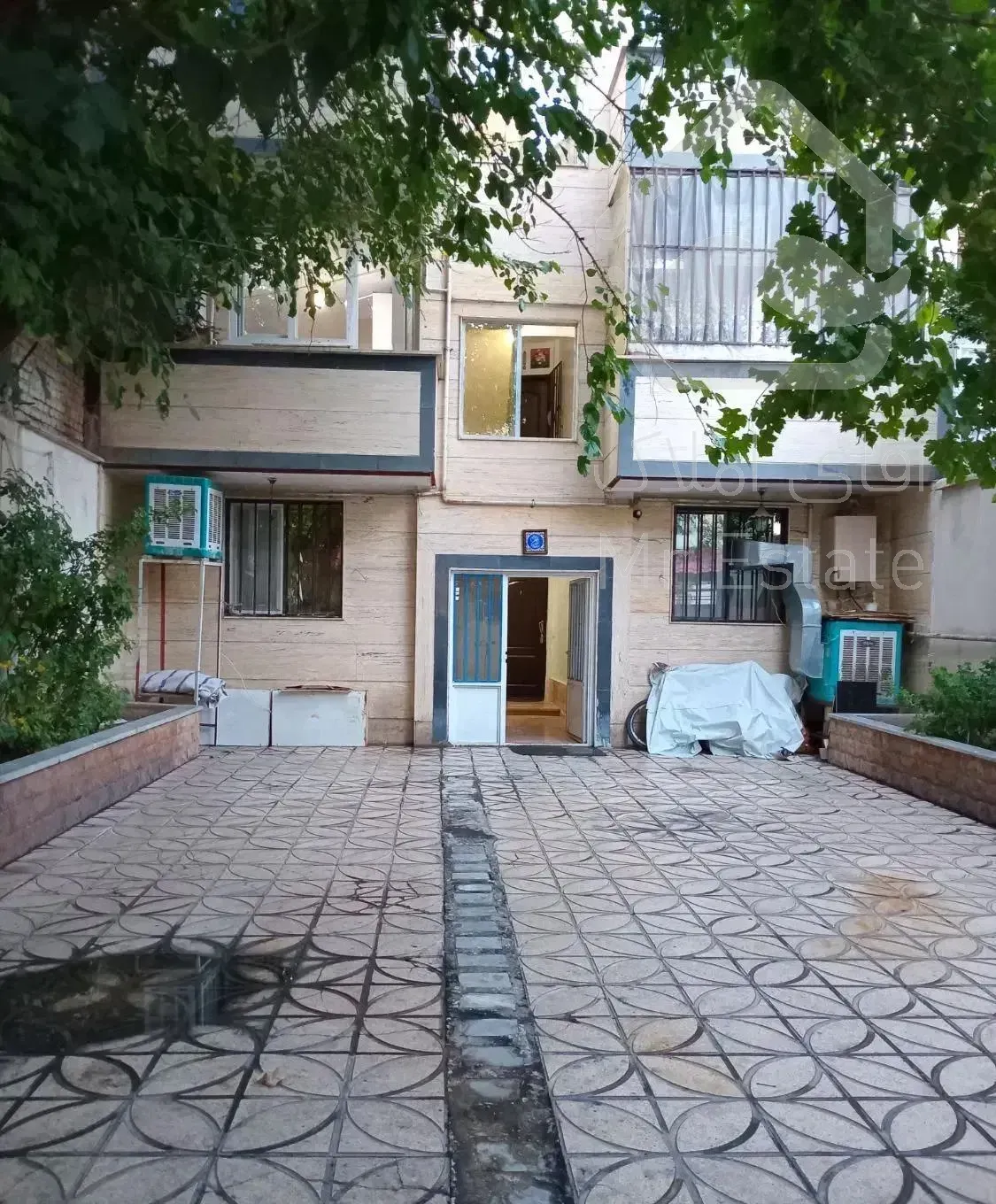 واحد 60متری بومهن 300 رهن