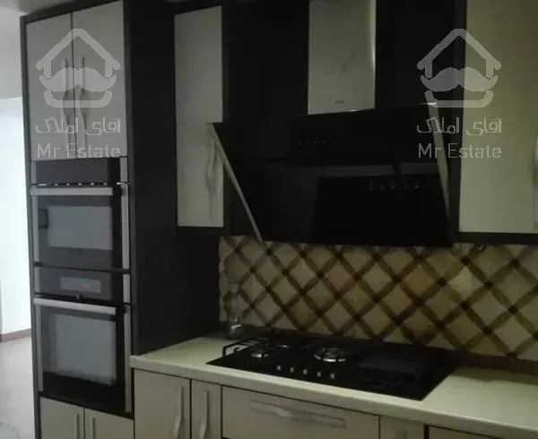 ۱۱۴ متری کامرانیه