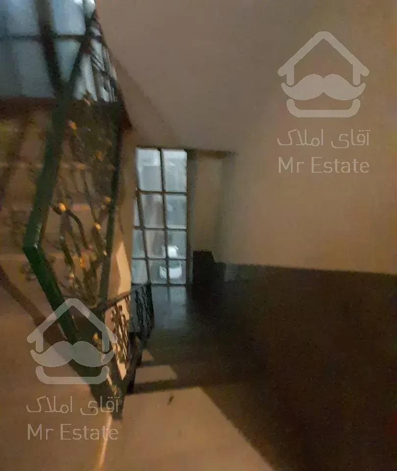 ۹۲متری*طبقه دوم سندی*تخلیه*بلوار پاستور آژیده