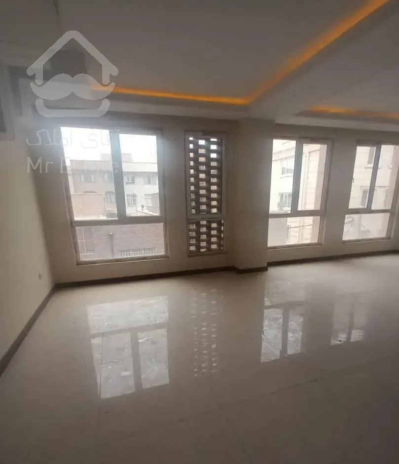 ۱۳۰ متر / تکواحد / ۲ پارکینگ