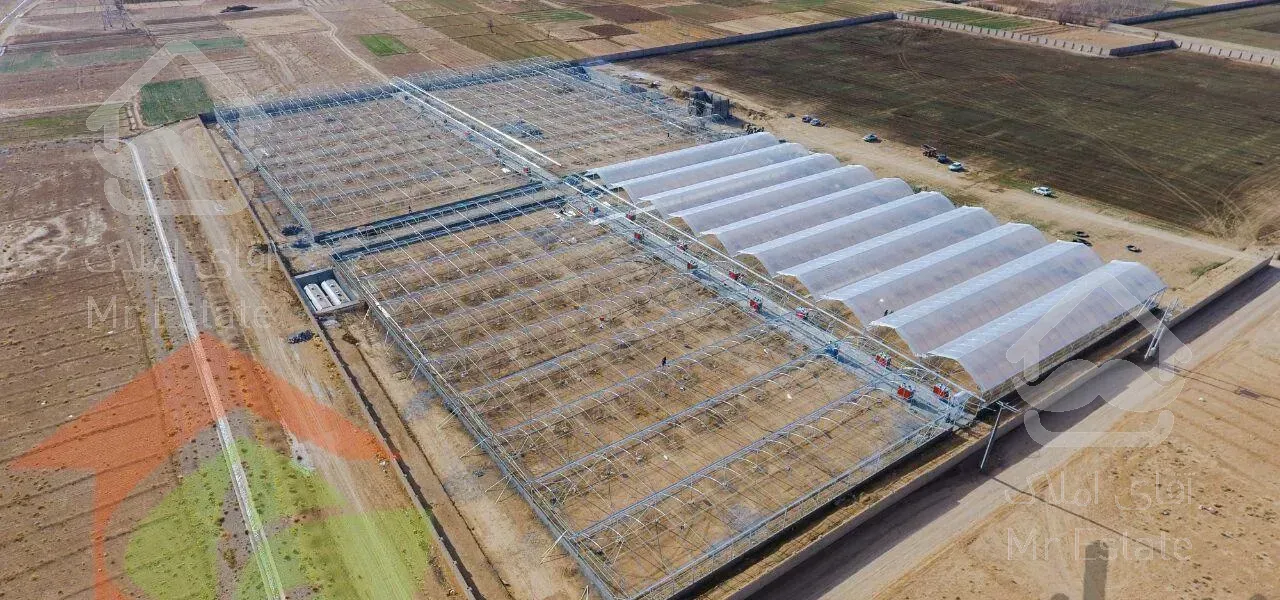 طراحی و ساخت سازه گلخانه های مدرن برادران سادات