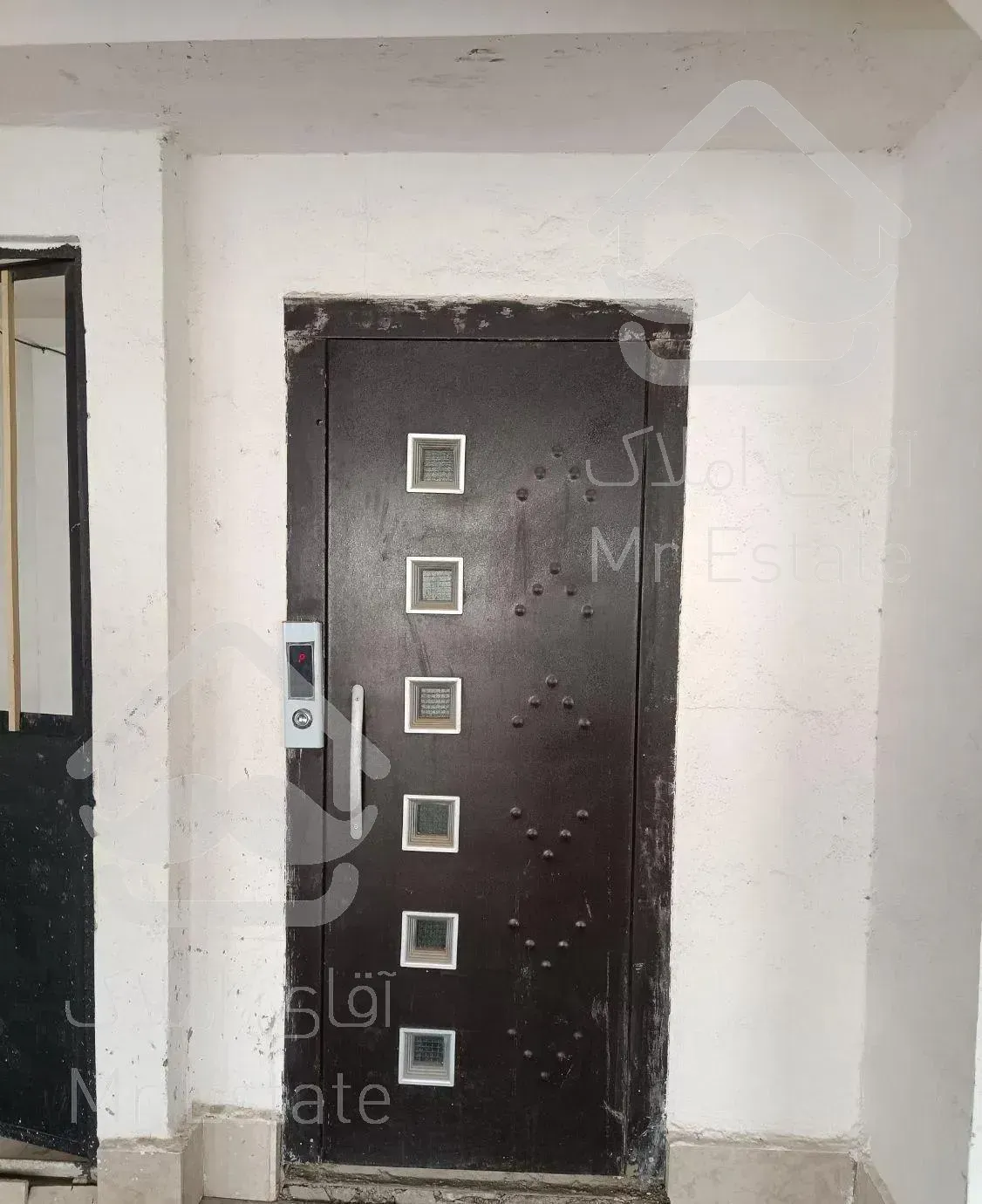 ۹۸ متر نوساز