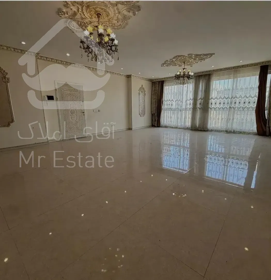 آپارتمان ۲۰۰ اوایل هفت تیر