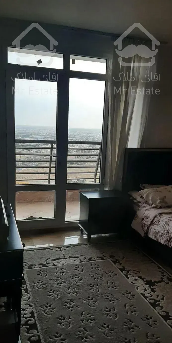 آپارتمان ۱۶۵ متری ، ۳ خواب ، ۳ بالکن