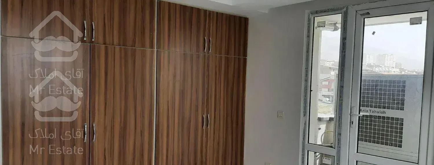 آپارتمان ۱۴۲ متری ، ۳ خواب ، دید