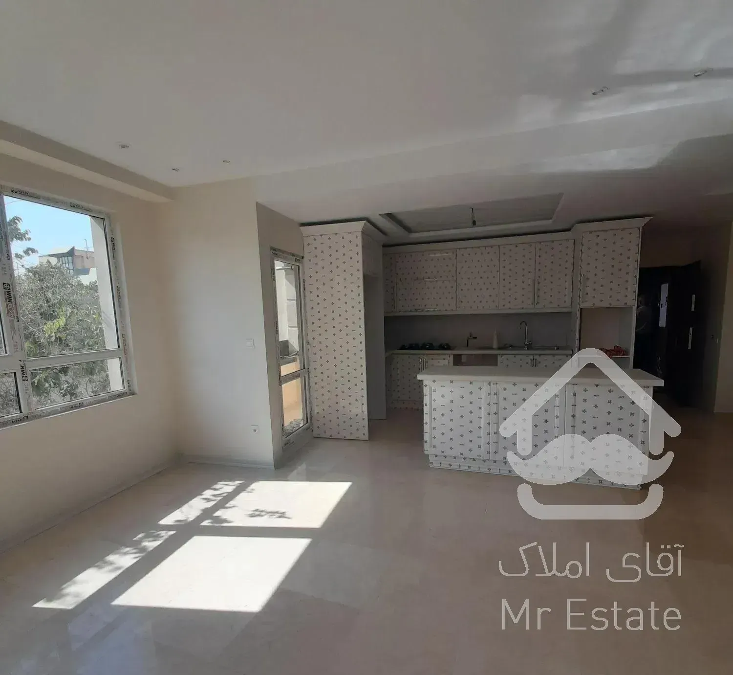 پاسداران ۱۴۵ متر نوساز ۳خواب