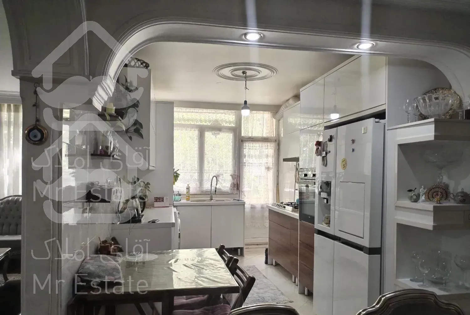 120متری    3خواب     فول امکانات     زرگنده