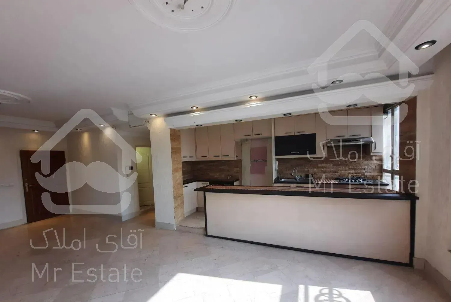 ۹۰ متر مسکونی