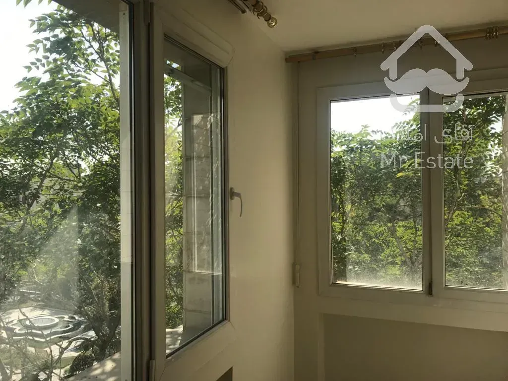 رهن آپارتمان ۱۳۵متری سعادت آباد پاکنژاد