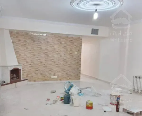 ۸۷متری (همکف) خوش نقشه در صادقیه