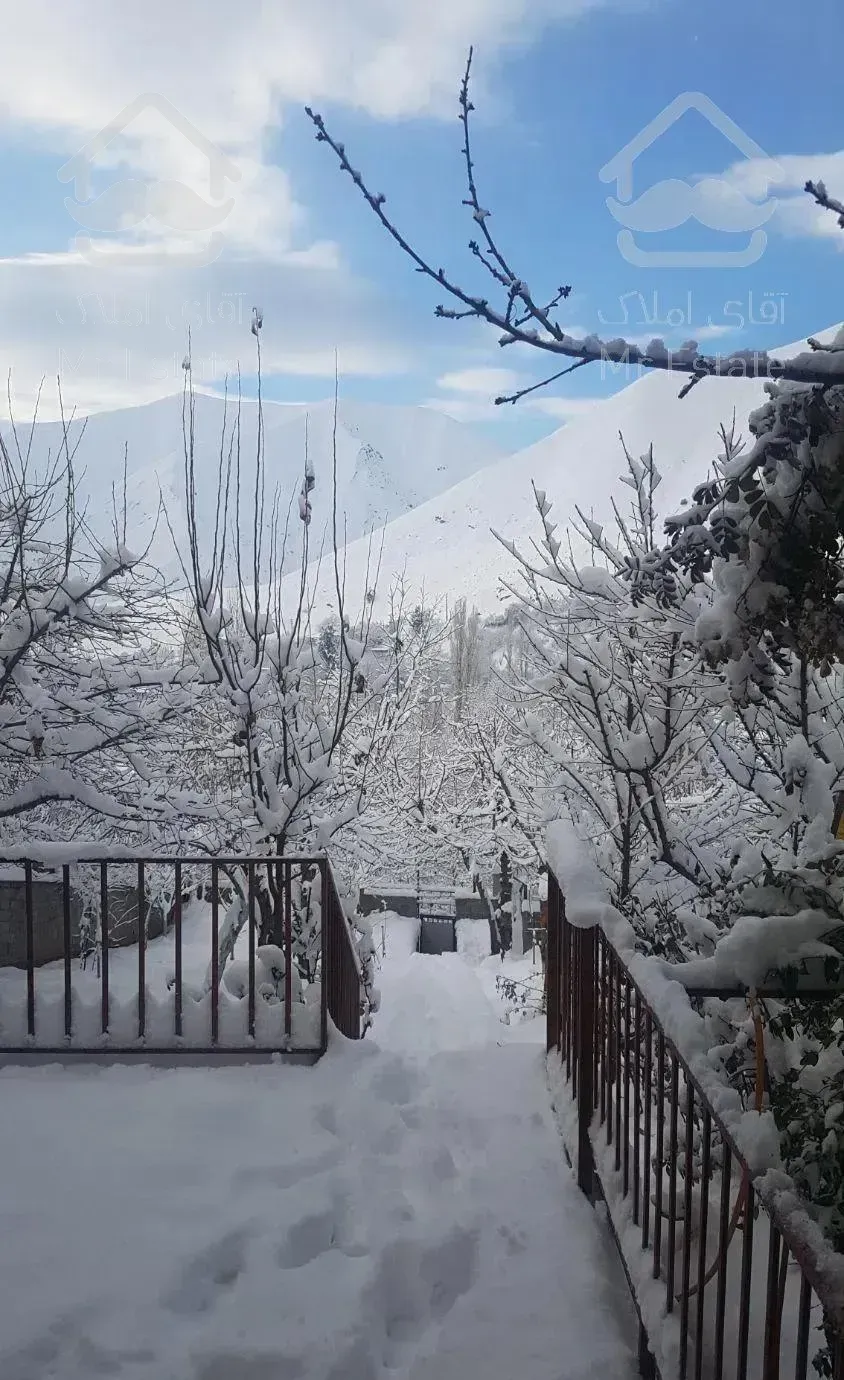 ۶۰۰متر باغ  ۷۵ متربنا