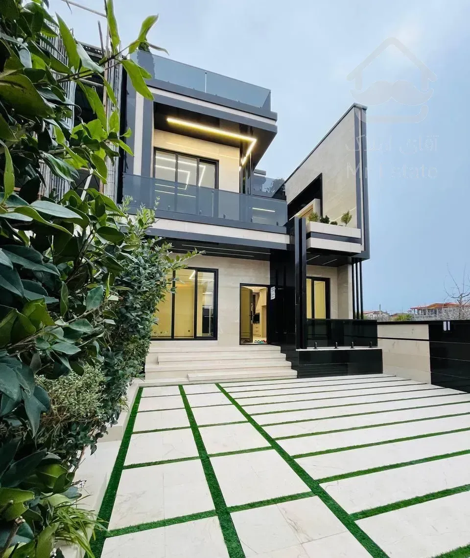 تریبلکس مدرن روف دار/استخرداخلی/سندتکبرگ/۲۲۰متری