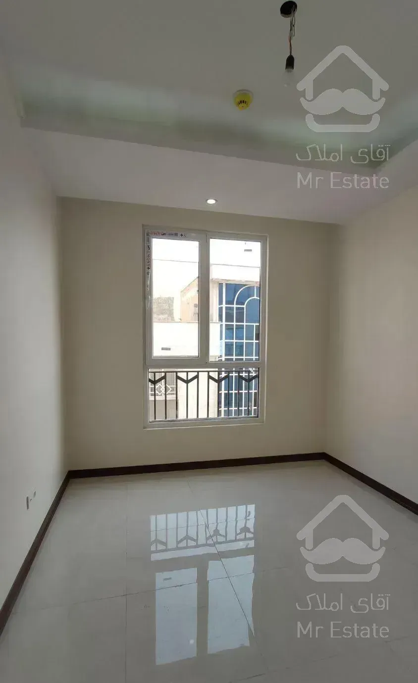 ۱۱۸متر  ۳ خواب اشرفی اصفهانی