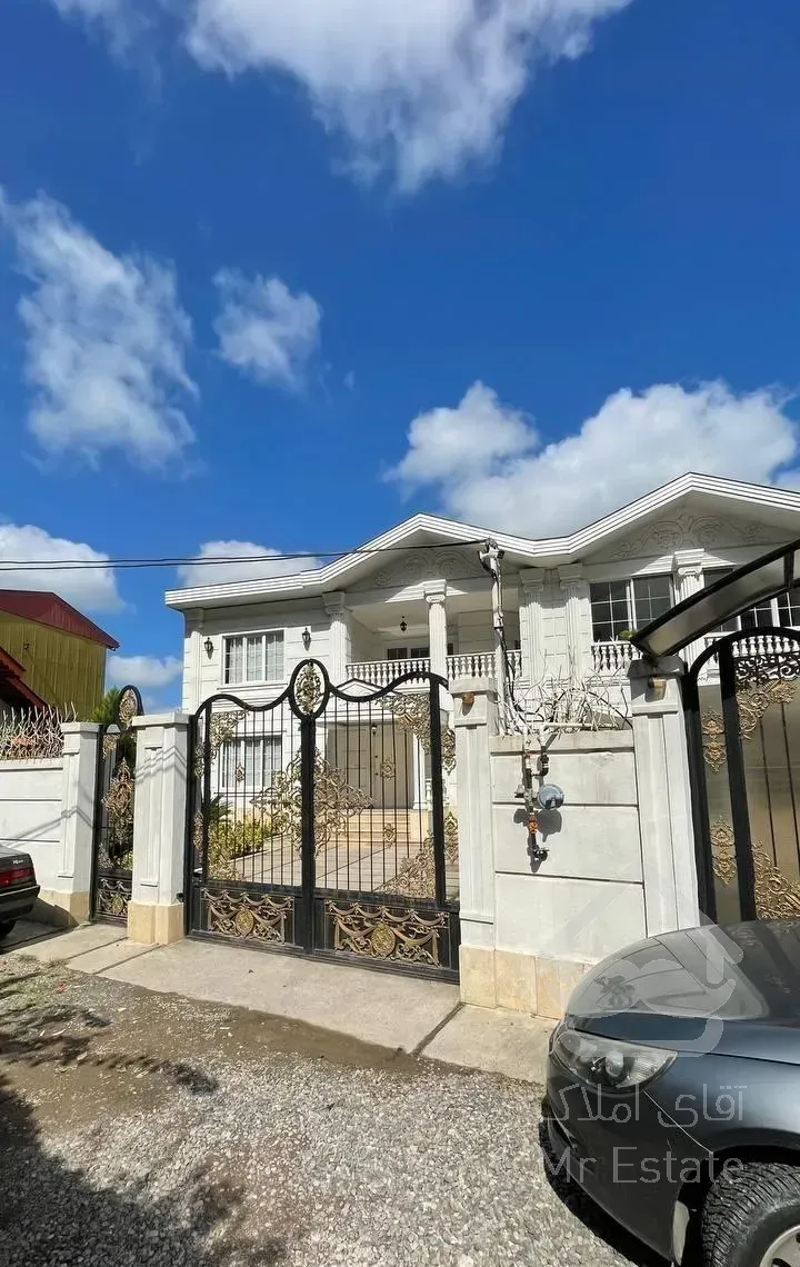 ویلا ۳۰۰ متری / دوبلکس / لیالستان