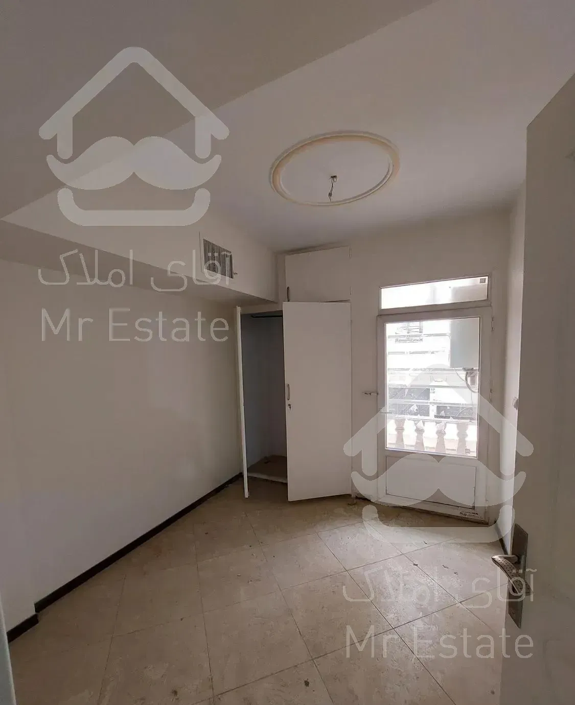 رهن واحد یک خواب در لوکیشن