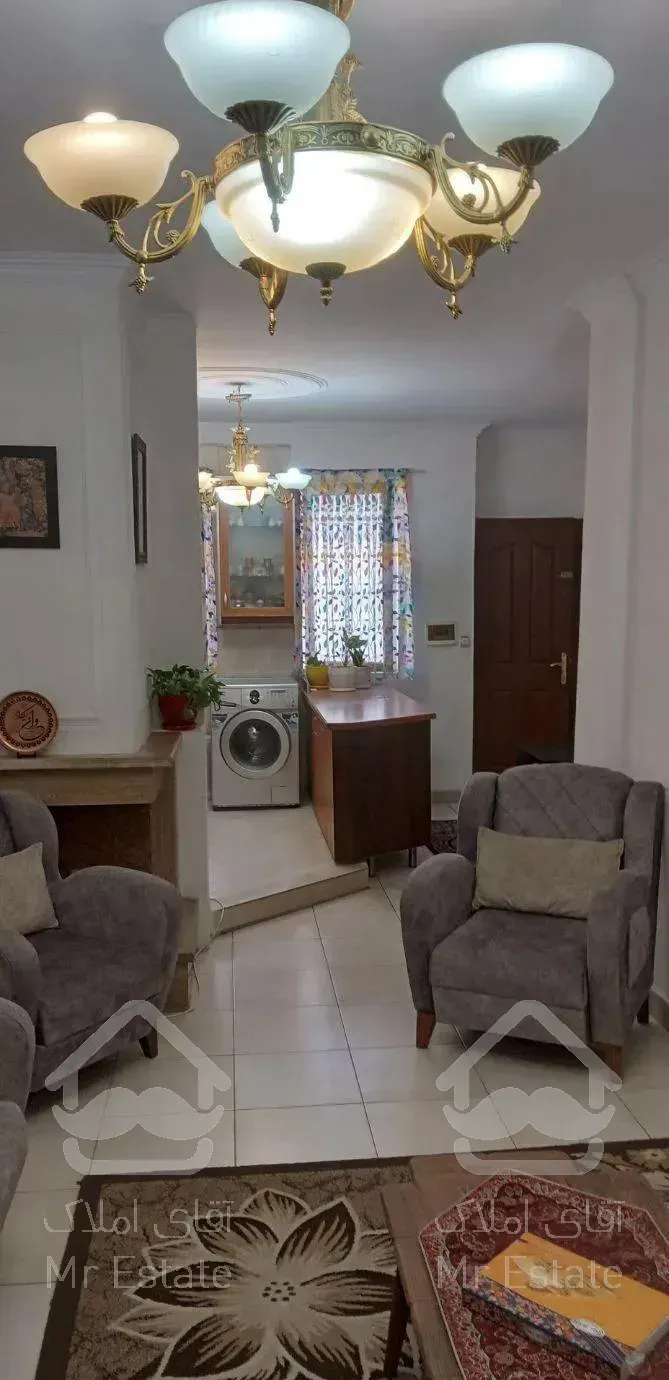 نارمک-مدائن ۶۲ متر-آسانسور