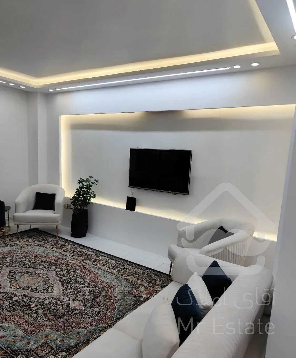 ۷۰متر طبقه دوم درحد نوساز سندار ۳۲۰میلیون نقدینگی