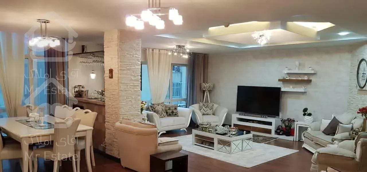 آپارتمان ۱۳۱متر  میدان ونک ملاصدرا