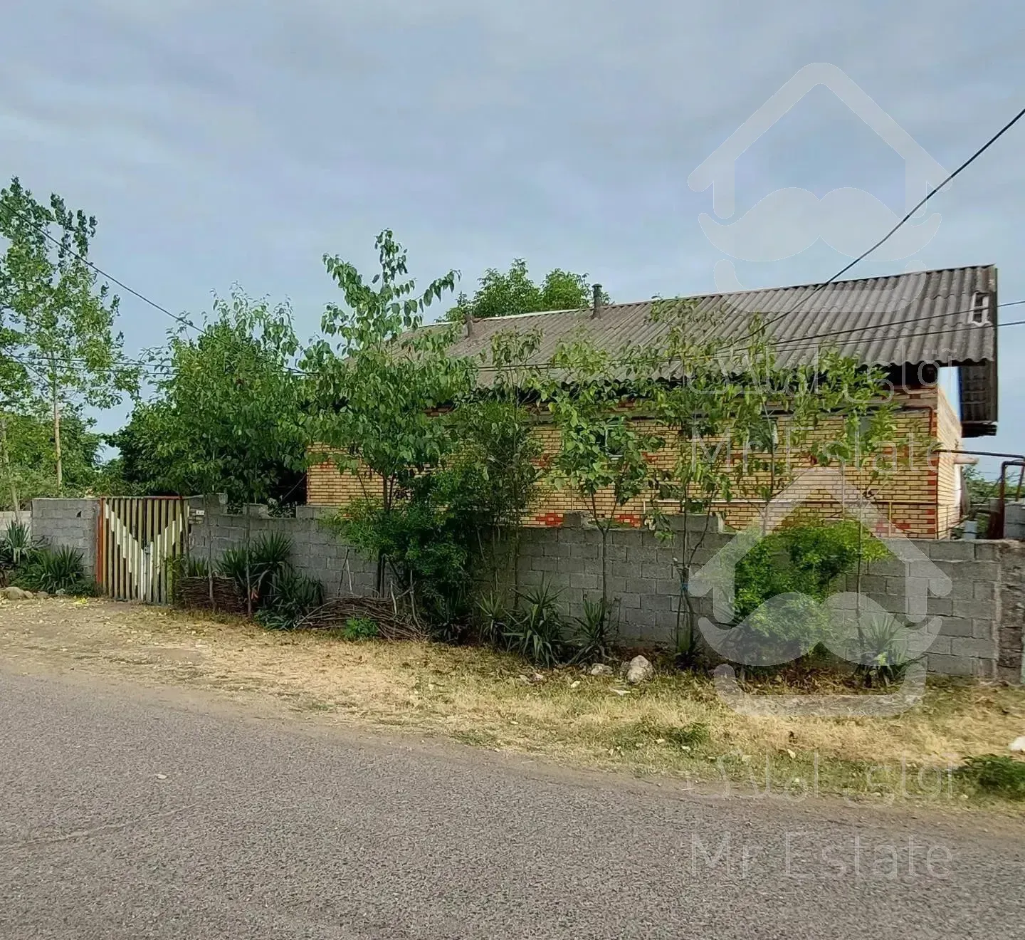 خانه محوطه 770متر لیسار