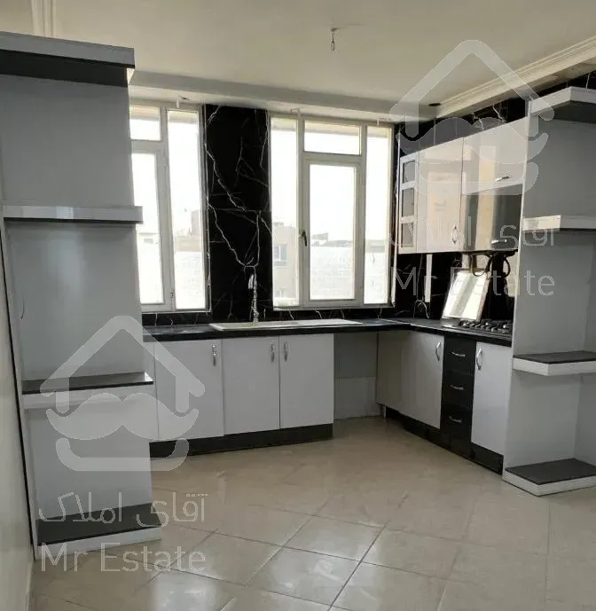 ۴۲متری/ یک خواب /پارکینگ دار