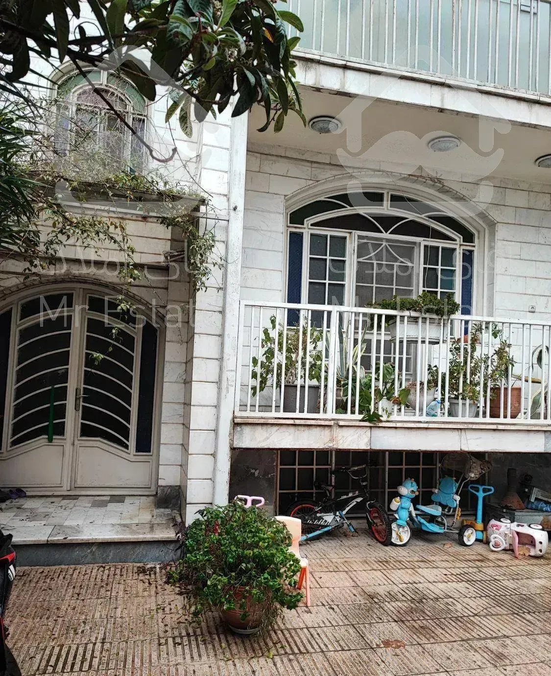 ۱۴۰ متری قبا سه را ضراب خانه