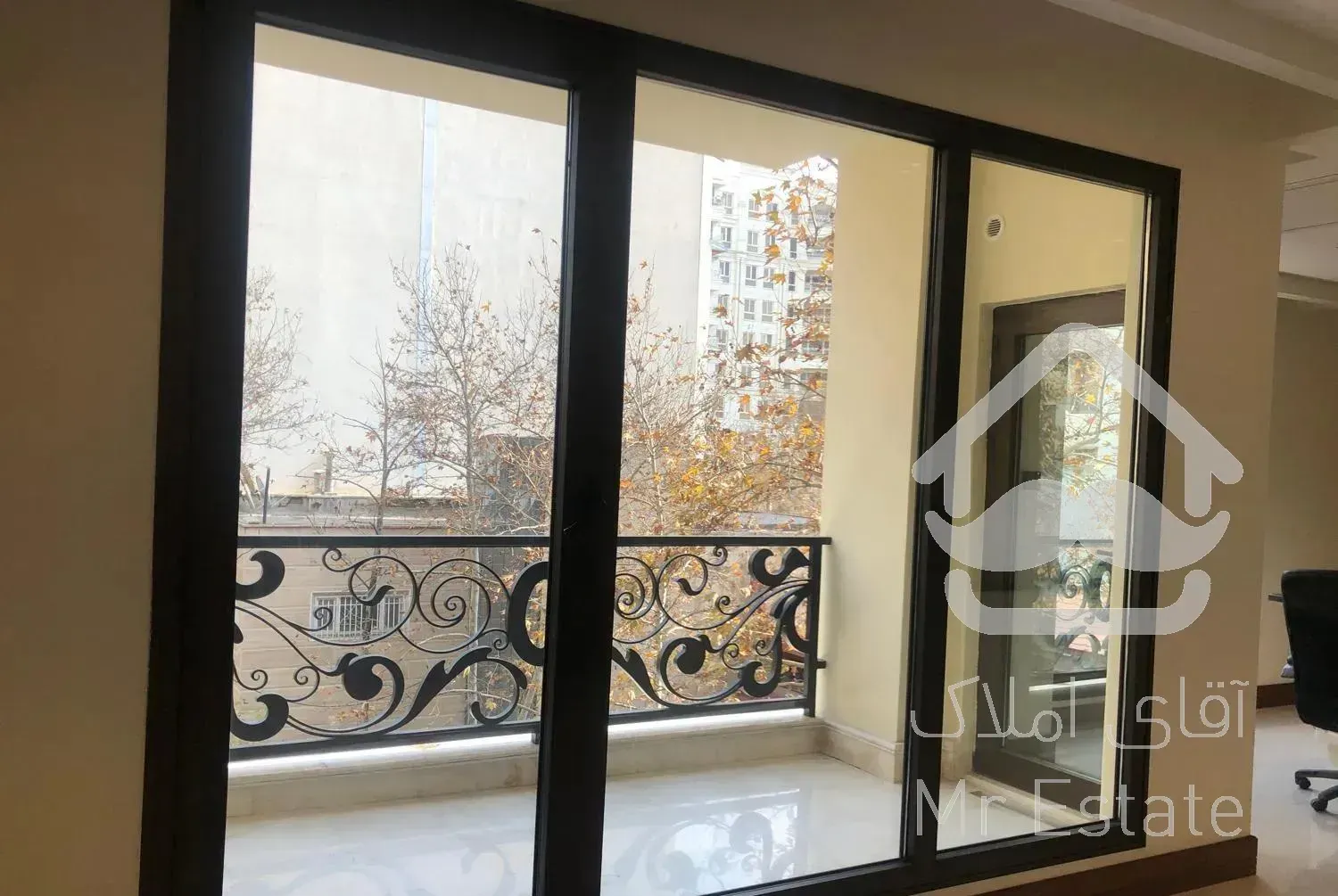 صاحبقرانیه گلستان شمالی ۲۰۵ متر فول شیک